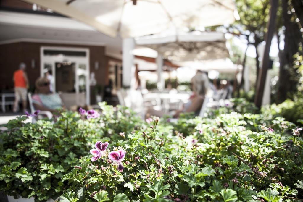Hotel Orsa Maggiore Milano Marittima Kültér fotó